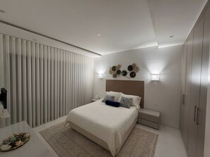 Iron/ironing board, Internet, bed sheets - Vrbo Property (Nabeul)