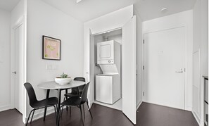 Dining - Art Suites- Eaton Centre, UTSG, OCAD (Toronto)