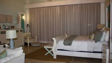 2 bedrooms, iron/ironing board, WiFi (free), bed sheets