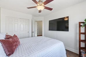 4 chambres, fer et planche à repasser, Wi-Fi, draps fournis