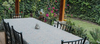 Mak Inn House
