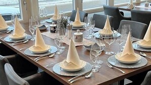 Dining - Fellhornblick Vacation Rentals: Studio Apartment (Riezlern)