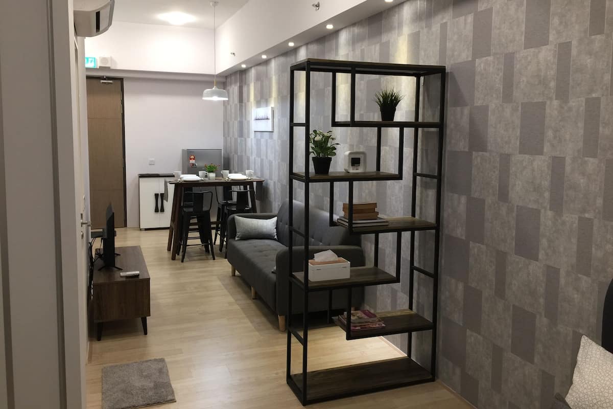 Premier Studio | Desk, laptop workspace, blackout curtains, soundproofing