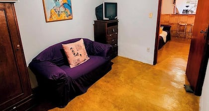 House with 5 bedrooms, swimming pool, on the street by the dam, waterfall and club in Tres Marias MG.