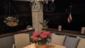 Comfort House, 4 Bedrooms, Garden View | Terrace/patio