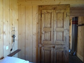 1 bedroom, iron/ironing board, WiFi, bed sheets - Beautiful apartment in a chalet in Les Gets! (Les Gets)