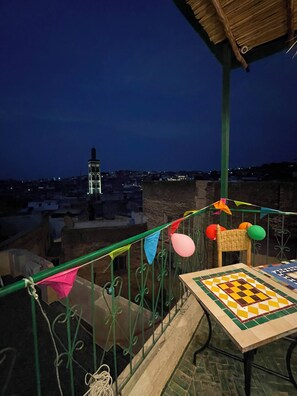 Outdoor dining - Riad Old city palace  (Fes)