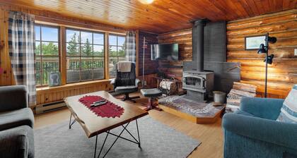 The Cabin, at Ledge's Edge