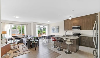 Bungalow, 3 habitaciones, balcón | Interior