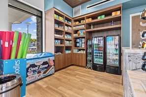 Gift shop - 5BR house with private pool in clermont (Clermont)