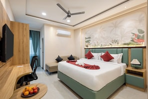In-room safe, desk, laptop workspace, iron/ironing board - Monday Hotels & Suites Madhapur (Madhapur)
