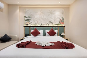 In-room safe, desk, laptop workspace, iron/ironing board - Monday Hotels & Suites Madhapur (Madhapur)