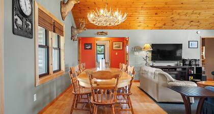 Ledge's Edge Lodge