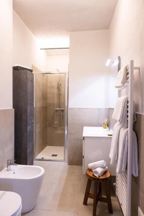 Double Room, Balcony, Garden View | Bathroom - Cascina Bella (Piozzo)