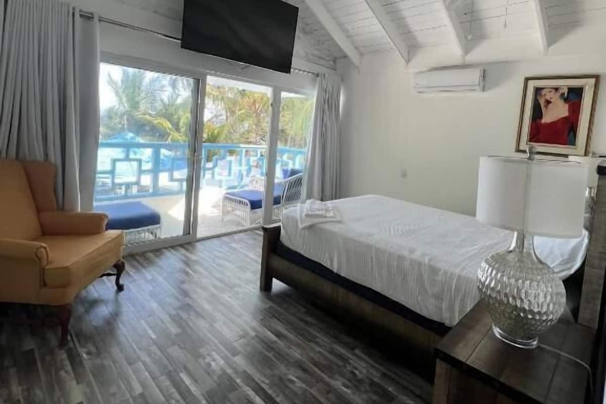 Deluxe Double Room, Balcony, Sea View | In-room safe, free WiFi