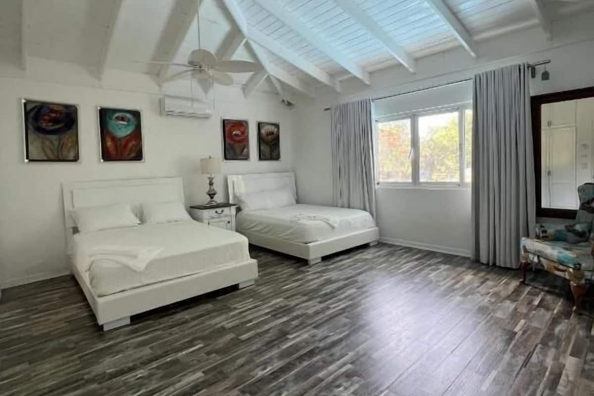 Superior Double Room, Courtyard View | In-room safe, free WiFi