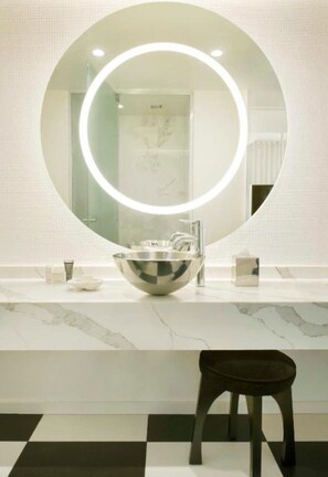 Bathroom - High-End Penthouse Suite w/ Boutique Design Near Hollywood Attractions (West Hollywood)