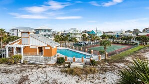 Exterior - 🐾 Sound & Sea | Pet Friendly Gated Community | Bikes + Beach Gear Navarre (Navarre)