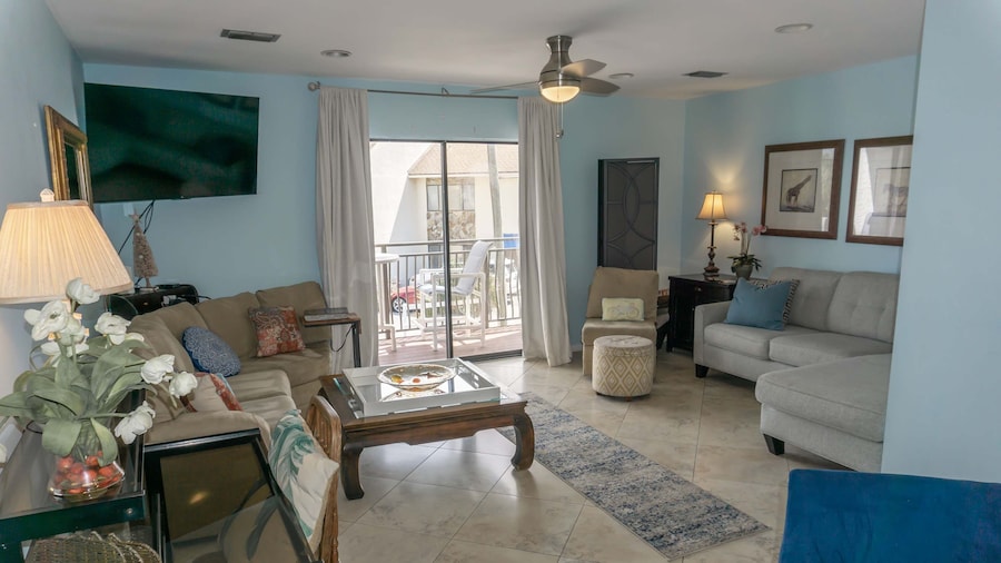 Beachfront Villa With Sea Views Bikes Included Gulf Across St Kayak Access