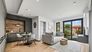 Căn hộ (2 Bedrooms) | Tiện nghi, dịch vụ nơi lưu trú