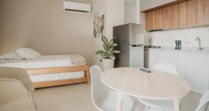 Magaly House