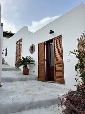 Exterior detail - Casa Paglia - Cozy Apartment at Holiday Home Tarinuzza (Sicilia)