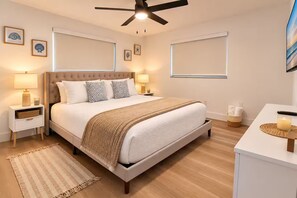 5 bedrooms, iron/ironing board, WiFi, bed sheets - Coastal Home Near Anna Maria, Priv Spa & Game Room (Bradenton)