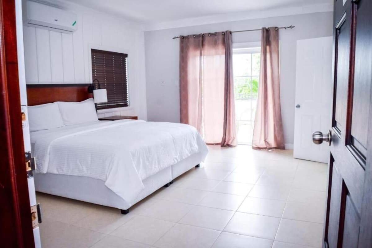 In-room safe, blackout drapes, iron/ironing board, WiFi (free)