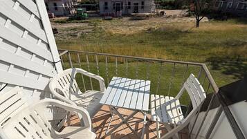 Classic Condo, Balcony | Property grounds