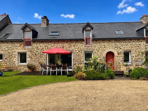 La Belle de Plaintel, Longère, Games Room