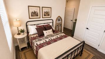 WiFi, bed sheets
