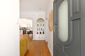 Interior - Two Bed Home | Fresnaye | Secure | Spacious | BBQ (Cape Town)