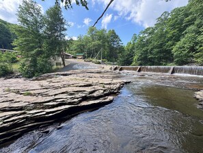 Miscellaneous - FOur Seasons Lodge (Richwood)