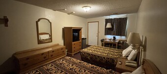 FOur Seasons Lodge