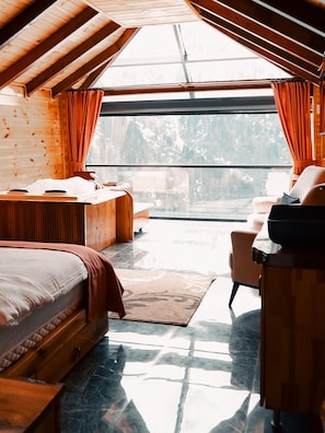 Deluxe Suite, Mountain View | Blackout drapes, soundproofing, WiFi (free) - Kunç Konakları (Çamlıhemşin)