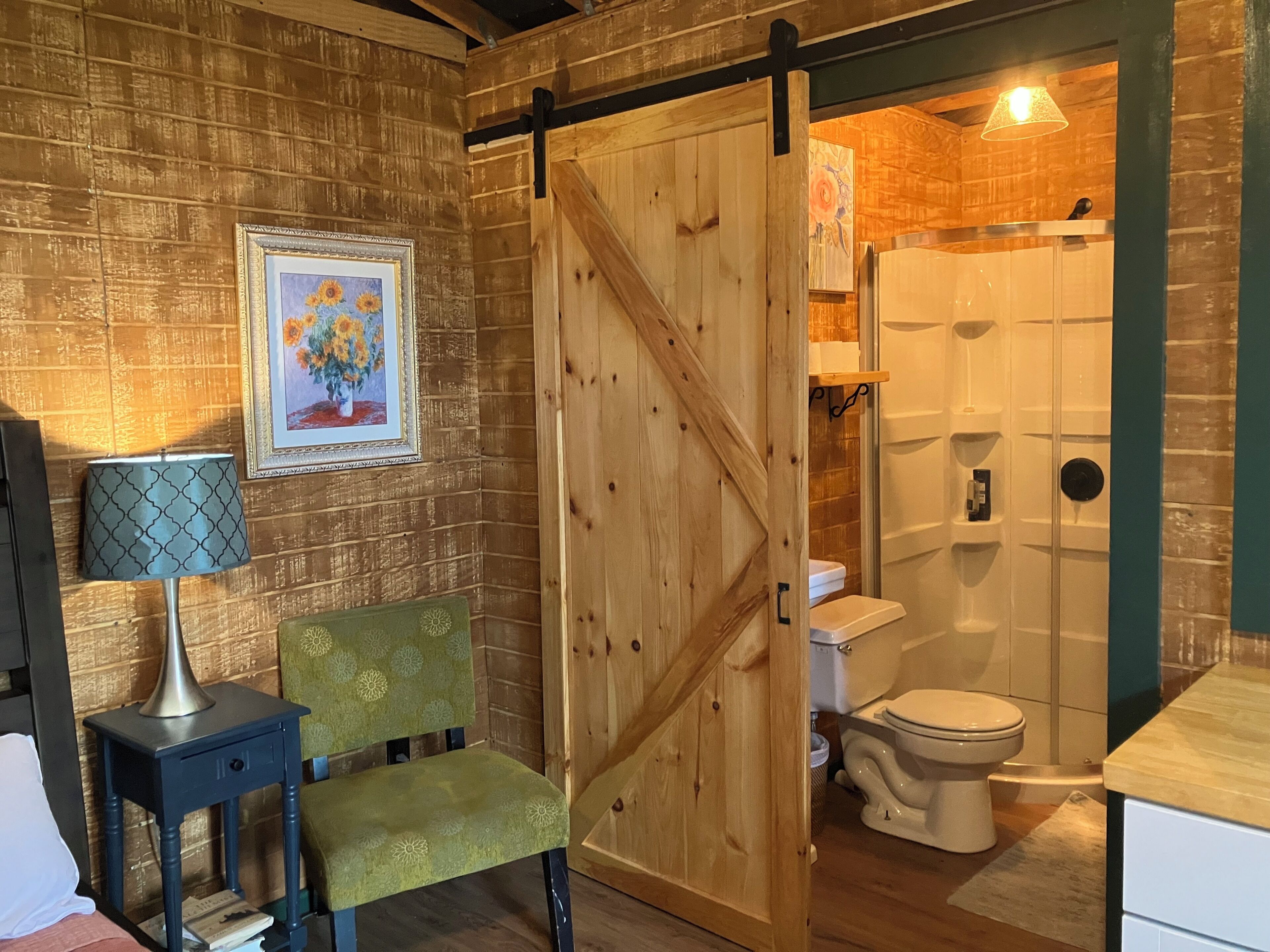 Towels, soap, toilet paper