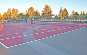 Sport court - Eagle Crest 3BR Resort Retreat-Pools + Golf (Redmond)