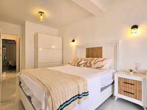 Desk, iron/ironing board, travel cot, free WiFi - Tranquil oasis in Costa Blanca (VC)