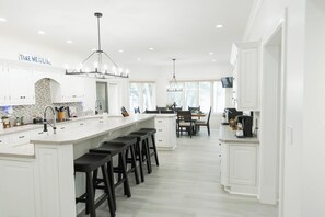 Dining - Hemlock Manor | Movie Theater + Lakefront (Quincy)
