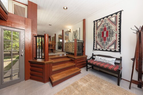 Magical Breckenridge Chalet on the Swan River close to clubhouse