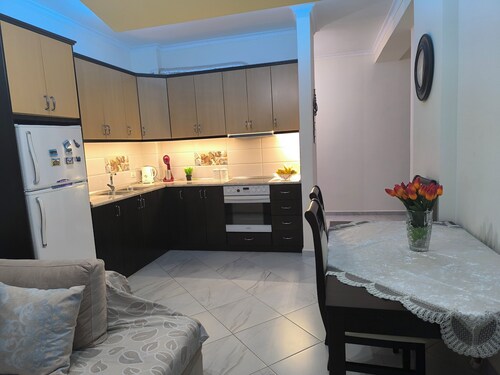 2BR/2BA Apartment with Stunning Sunset View