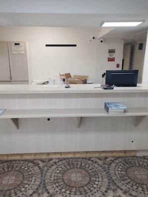 Lobby - Travel Inn (Raton)