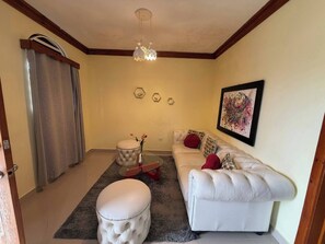 Living area - Room-hôtel El Bonao Higuey Punta Cana (Higuey)