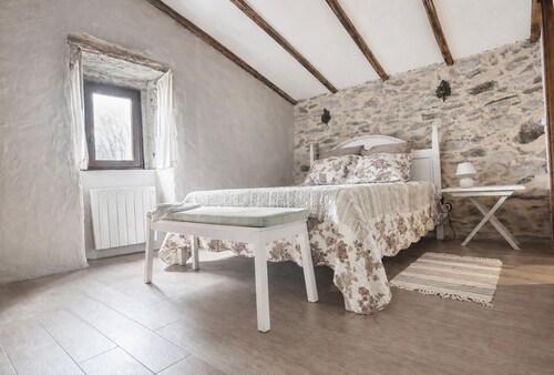 Schist Houses - Casa da Capela (2-Bedroom House)