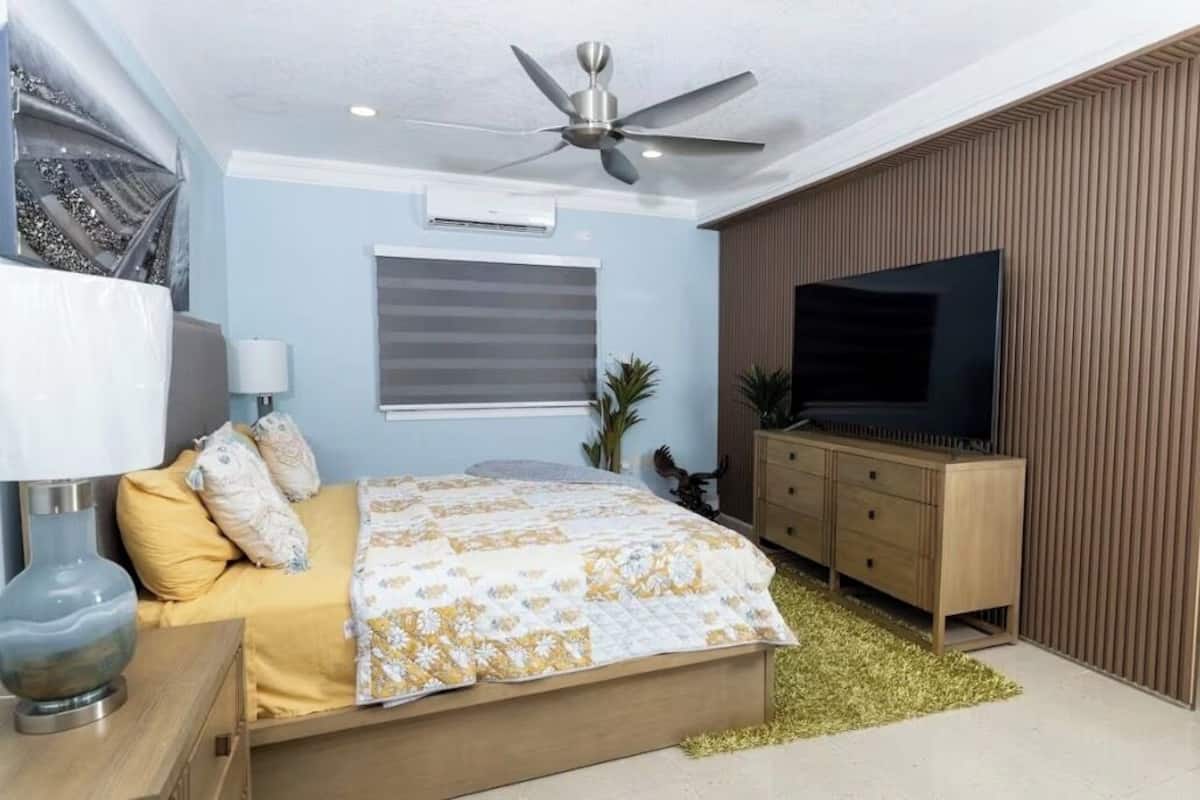 Luxury Double Room, Balcony, Beach View