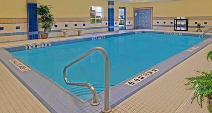 Guelph Studio Suite w/ Kitchen & Free Breakfast