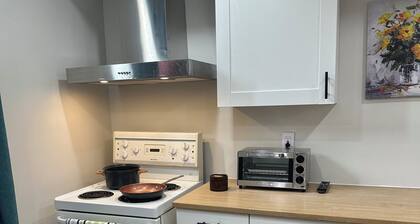 Wonderful studio unit with central AC and separate entrance in Niagara Falls.