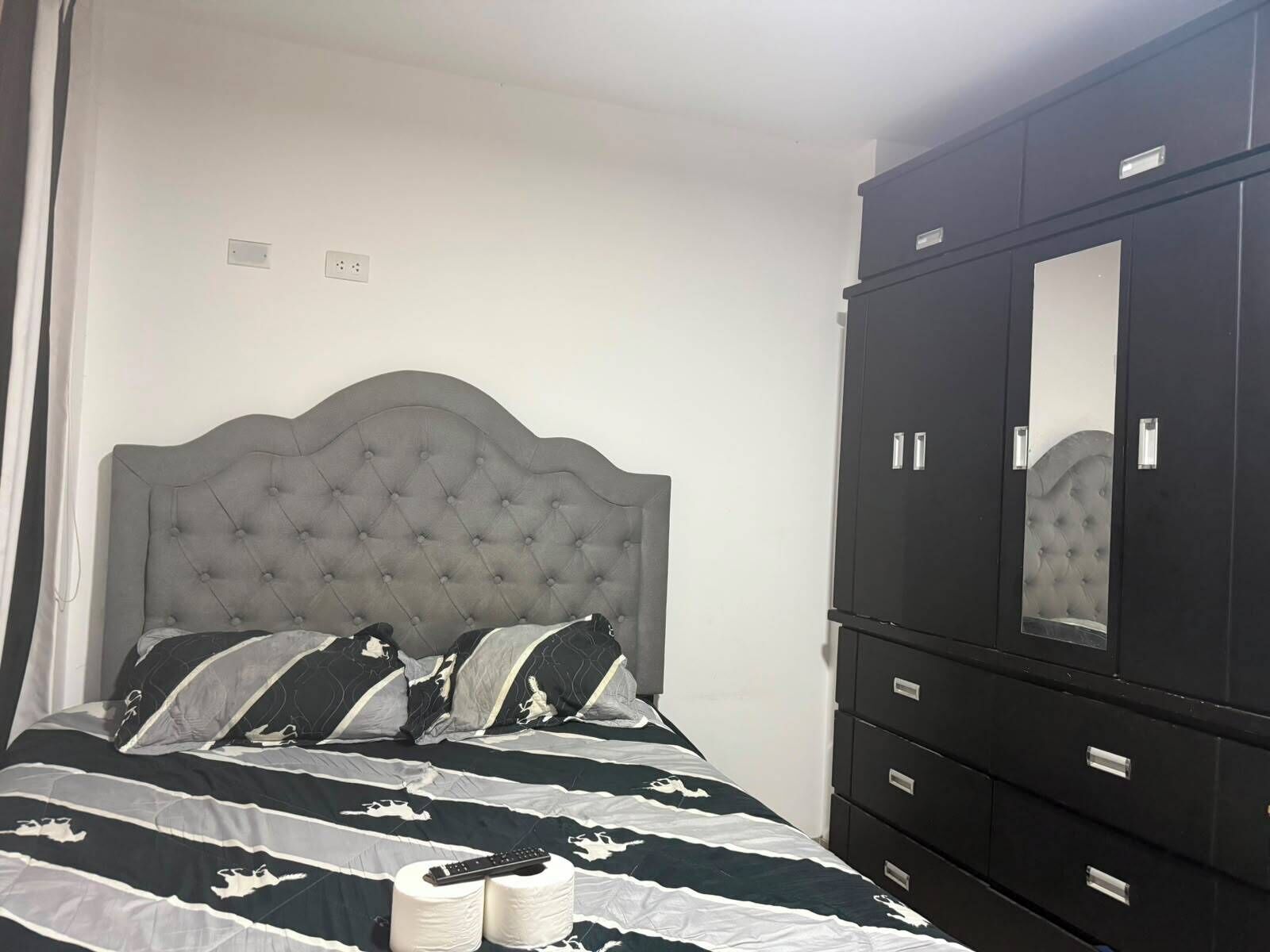 Iron/ironing board, WiFi (free)