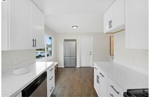 Unclassified image, 3 of 33, button - 6 Month Rental - Fully Furnished, Newly Renovated 3-bedroom 2 bath, 2 car garage (Hayward)