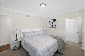 Room - 6 Month Rental - Fully Furnished, Newly Renovated 3-bedroom 2 bath, 2 car garage (Hayward)